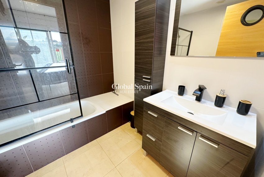 Venta - APARTAMENTO -
MAR MENOR GOLF RESORT - Inland