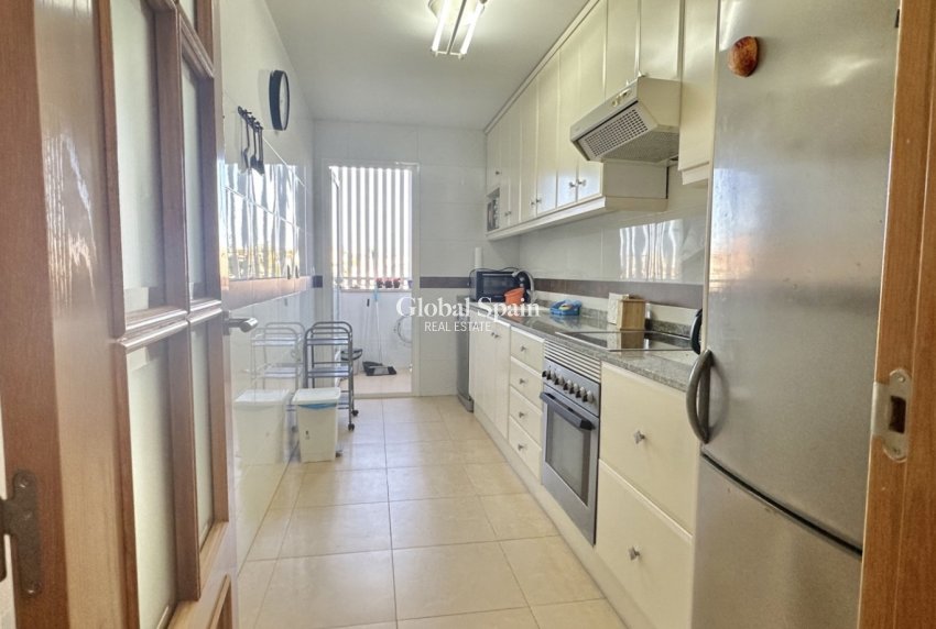 Venta - APARTAMENTO -
MIL PALMERAS  - Costa Blanca