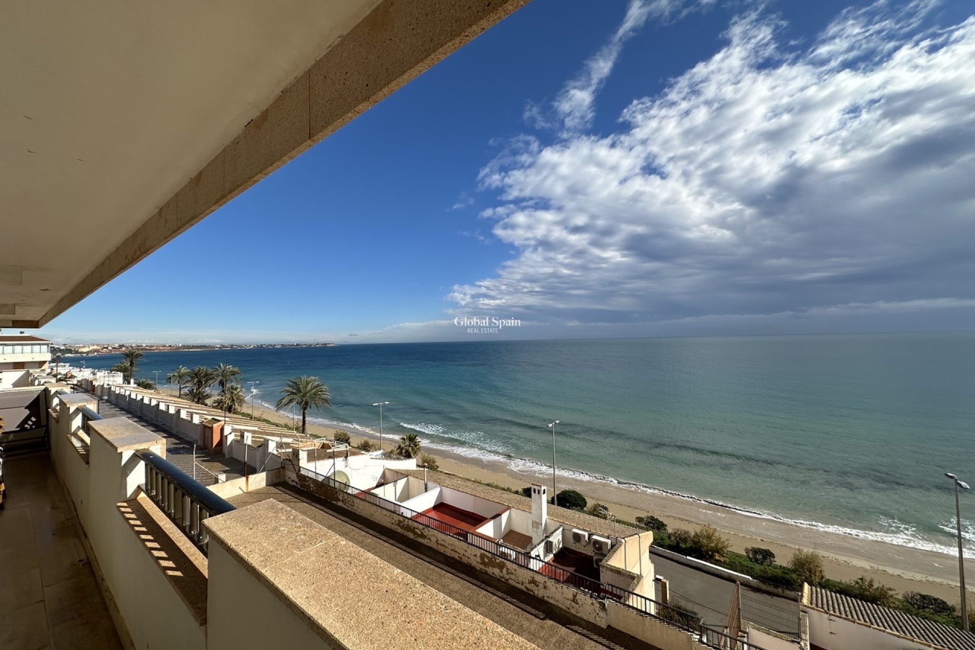 Venta - APARTAMENTO -
MIL PALMERAS  - Costa Blanca