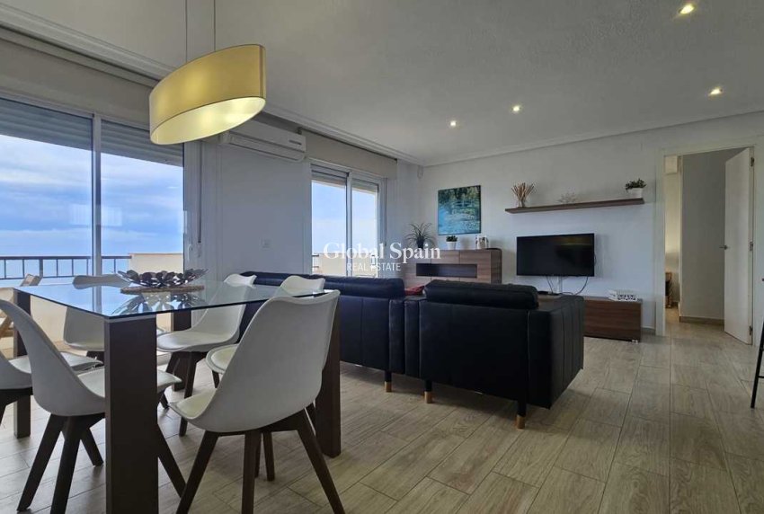 Venta - APARTAMENTO -
MIL PALMERAS  - Costa Blanca