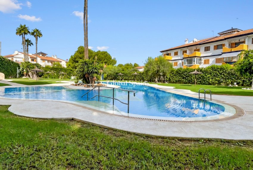 Venta - APARTAMENTO -
MIL PALMERAS  - Costa Blanca