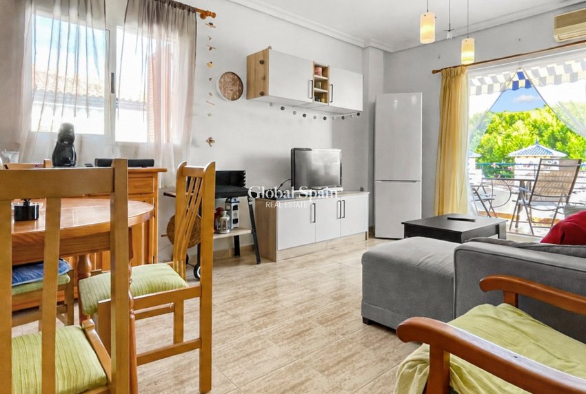Venta - APARTAMENTO -
MIL PALMERAS  - Costa Blanca