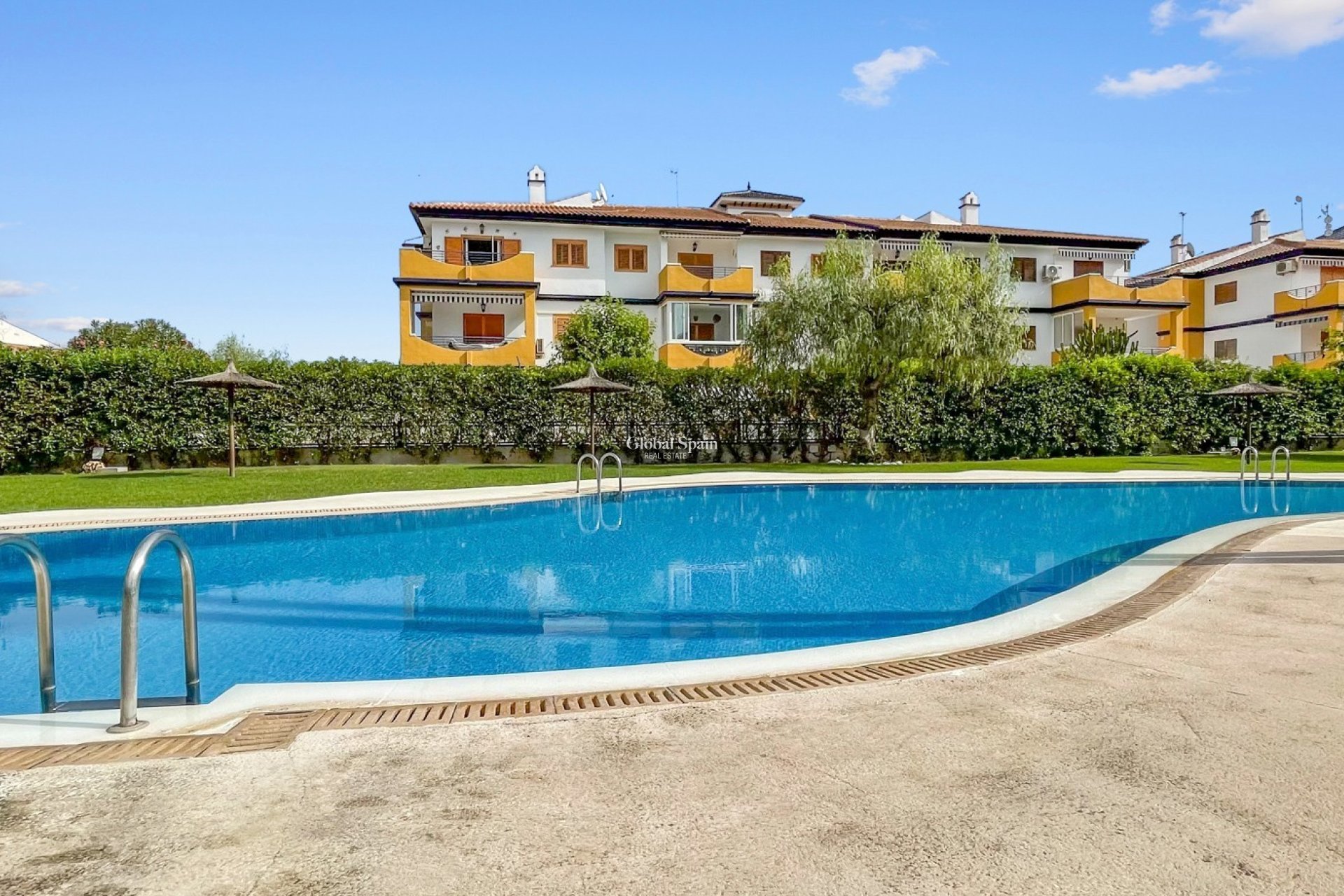 Venta - APARTAMENTO -
MIL PALMERAS  - Costa Blanca
