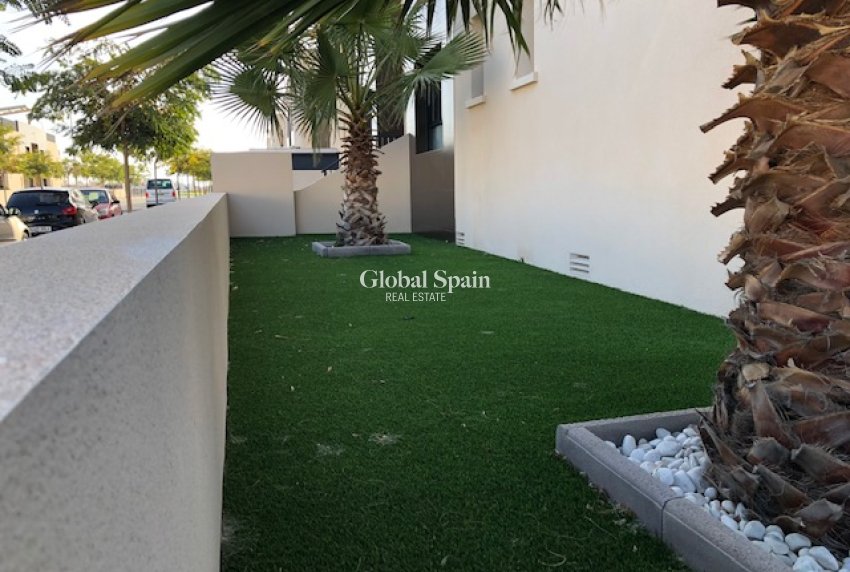 Venta - APARTAMENTO -
MIL PALMERAS 