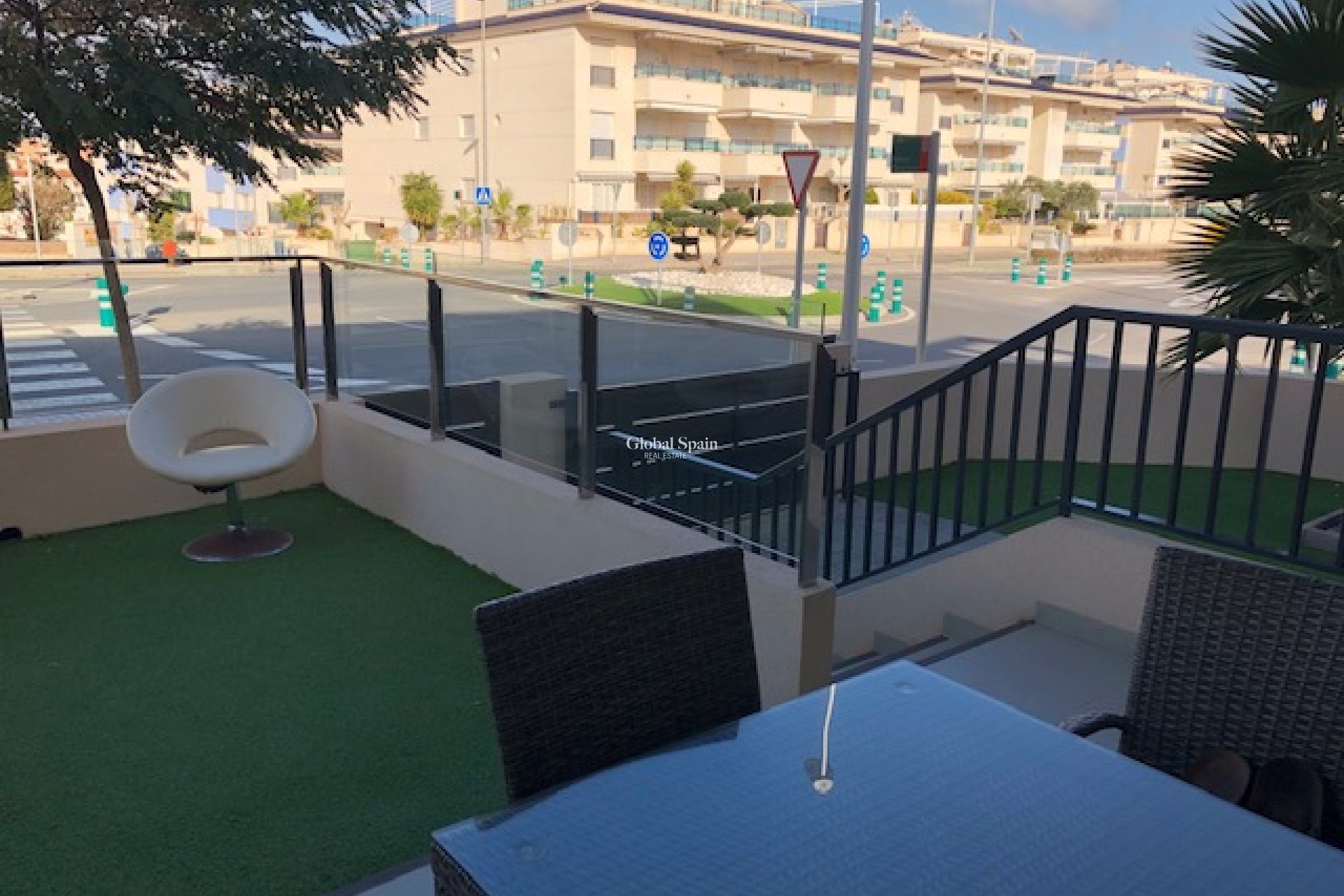 Venta - APARTAMENTO -
MIL PALMERAS 