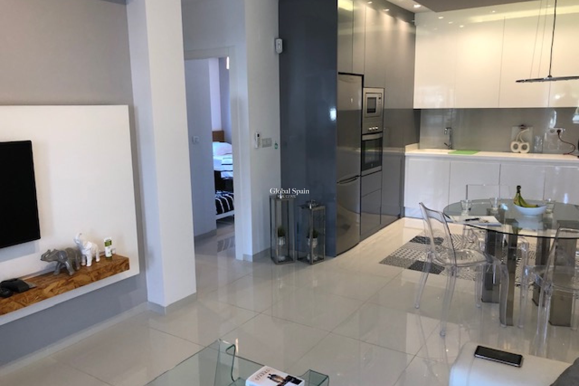 Venta - APARTAMENTO -
MIL PALMERAS 