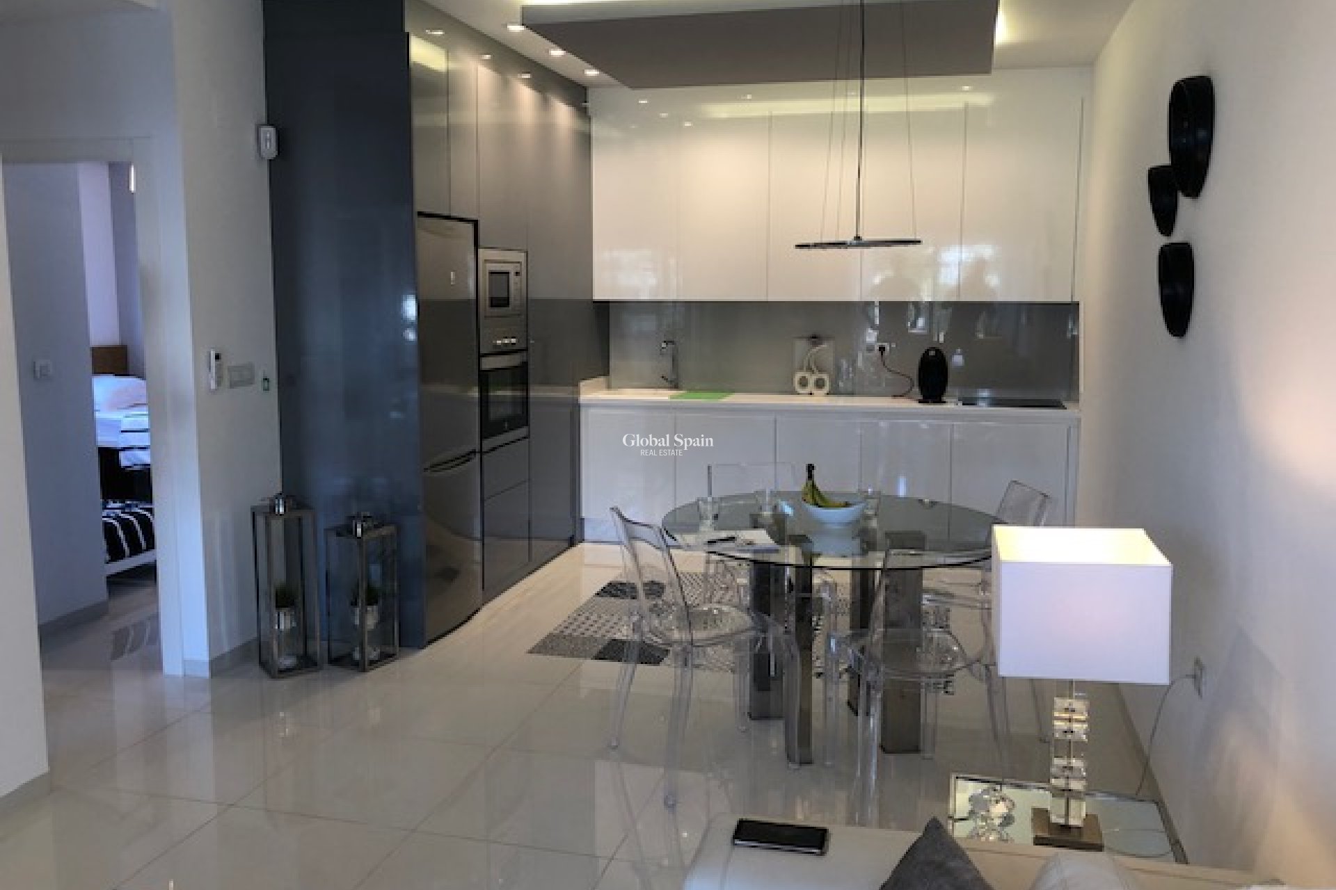 Venta - APARTAMENTO -
MIL PALMERAS 