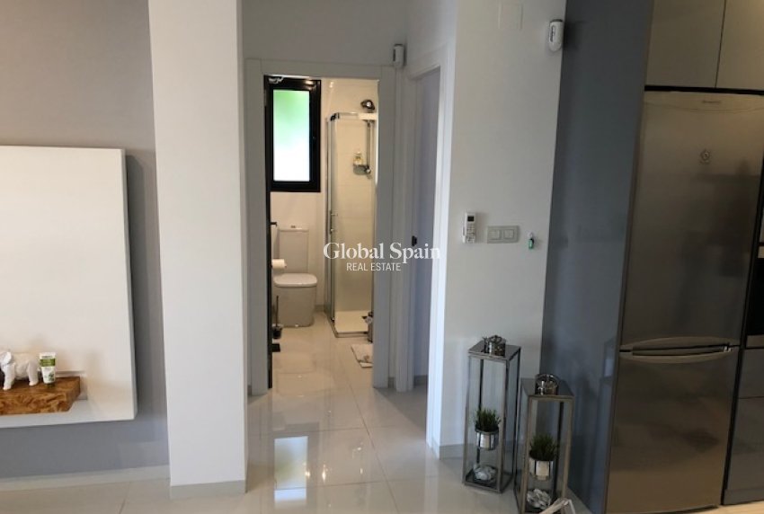 Venta - APARTAMENTO -
MIL PALMERAS 