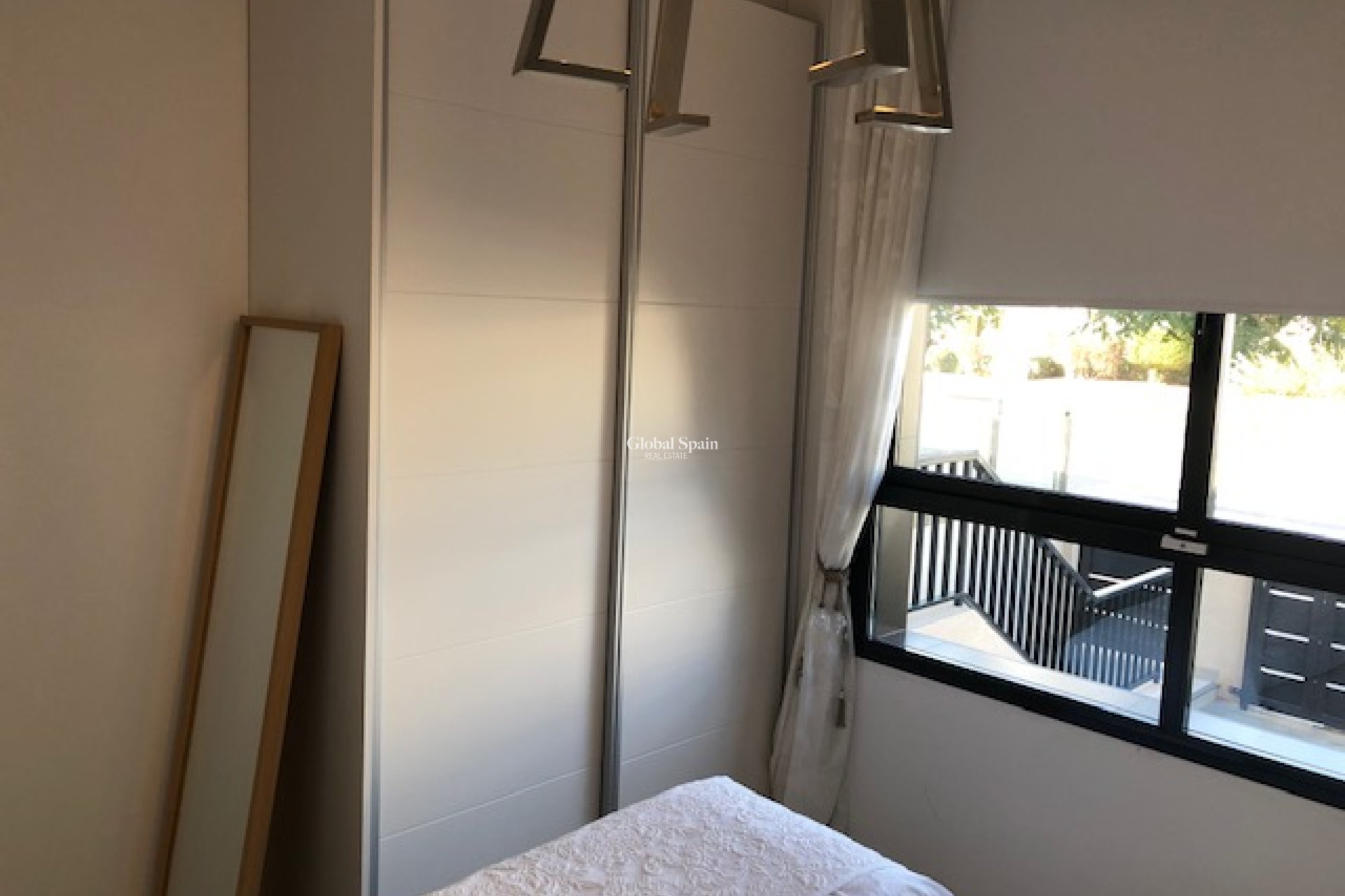 Venta - APARTAMENTO -
MIL PALMERAS 