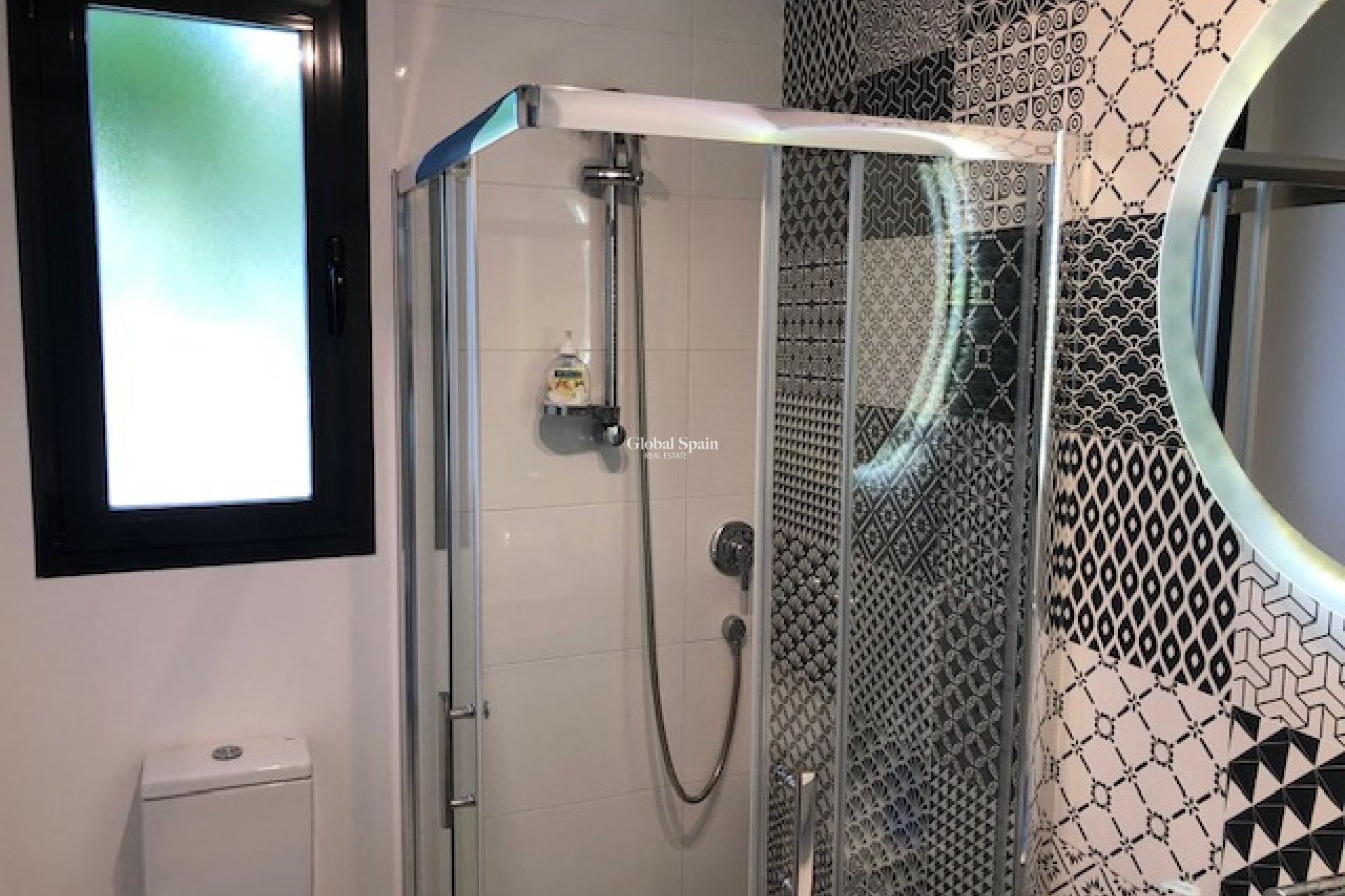 Venta - APARTAMENTO -
MIL PALMERAS 