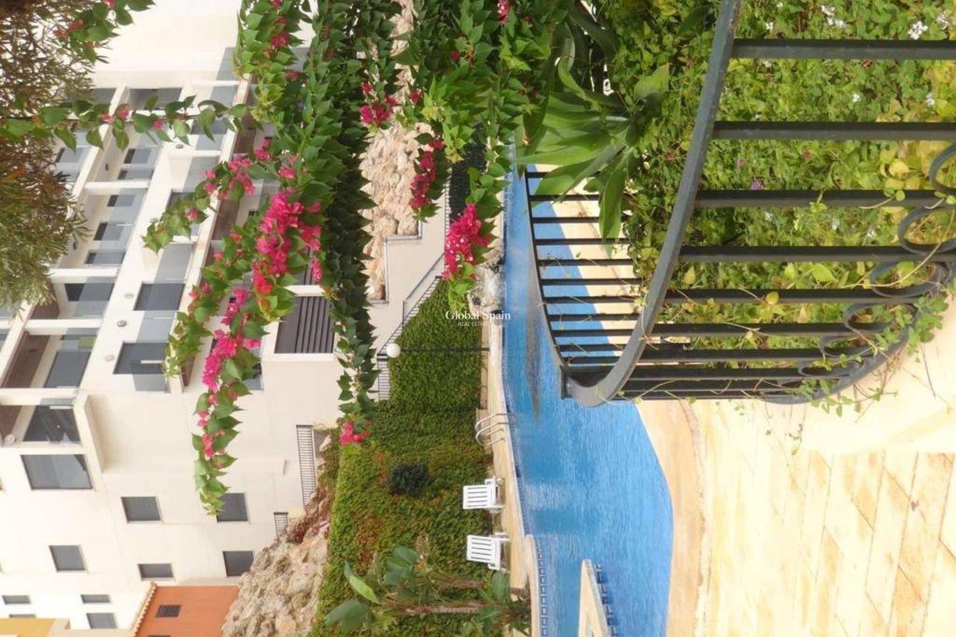 Venta - APARTAMENTO -
ORIHUELA COSTA - Altos de campoamor