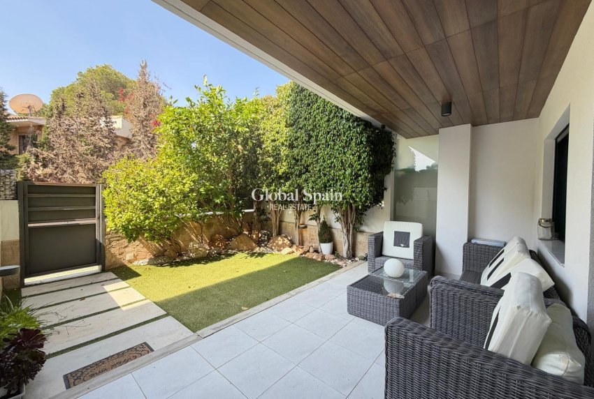 Venta - APARTAMENTO -
ORIHUELA COSTA - Altos de campoamor