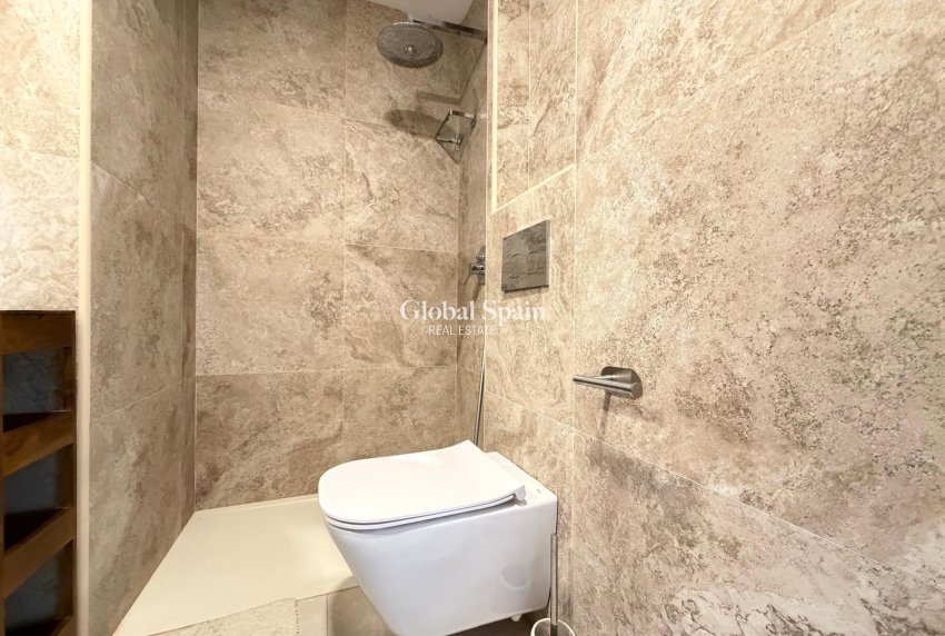 Venta - APARTAMENTO -
ORIHUELA COSTA - Altos de campoamor