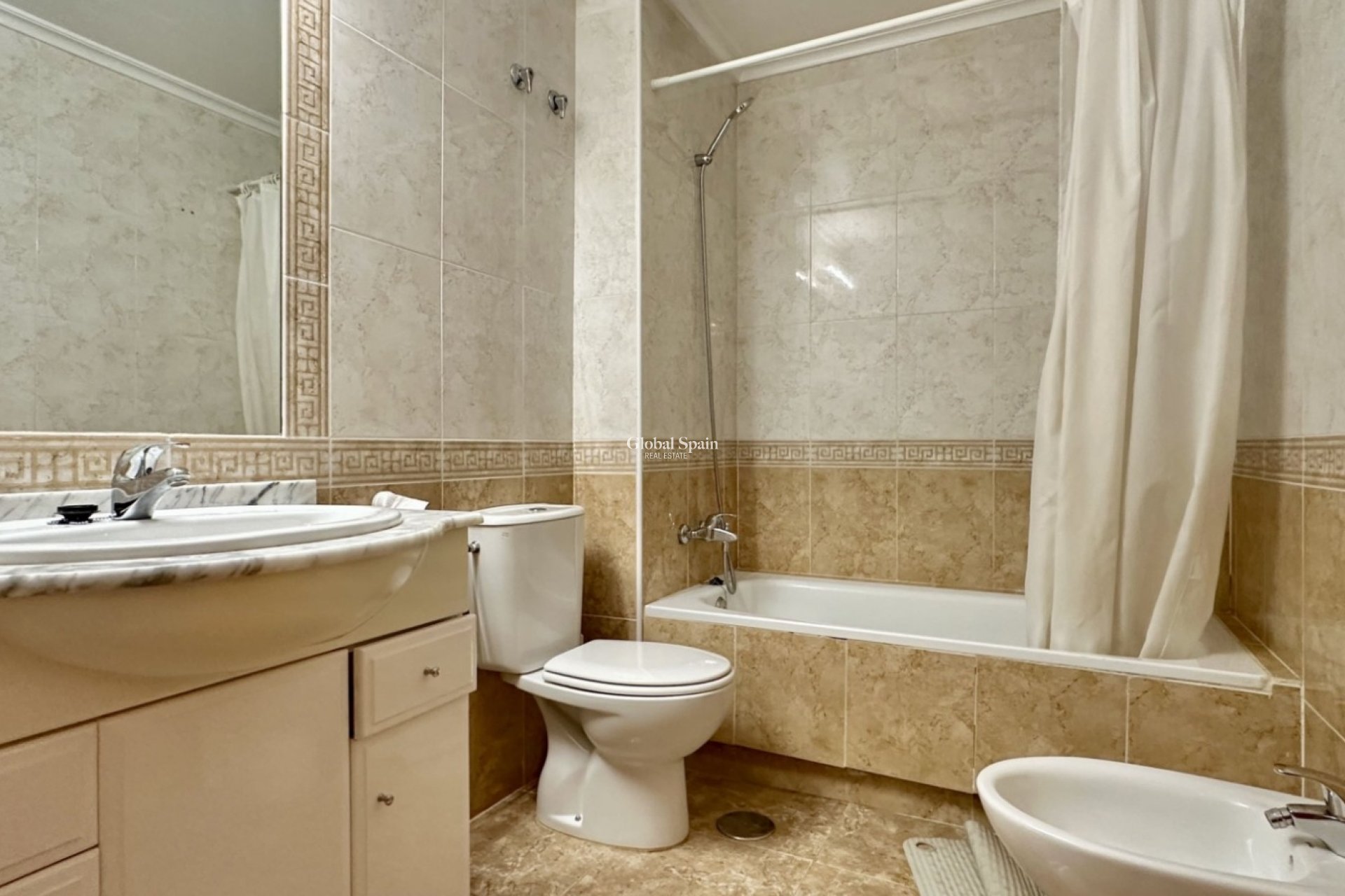 Venta - APARTAMENTO -
ORIHUELA COSTA - CABO ROIG