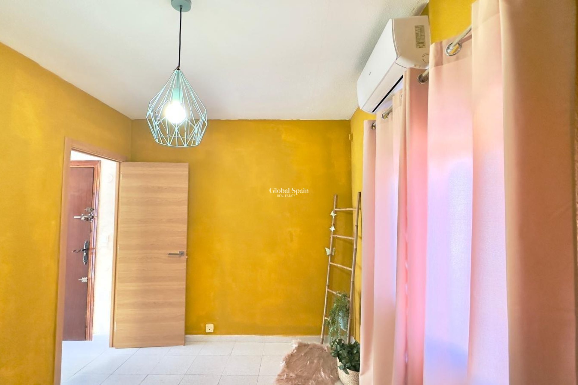 Venta - APARTAMENTO -
ORIHUELA COSTA - CABO ROIG