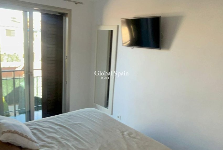 Venta - APARTAMENTO -
ORIHUELA COSTA - CABO ROIG