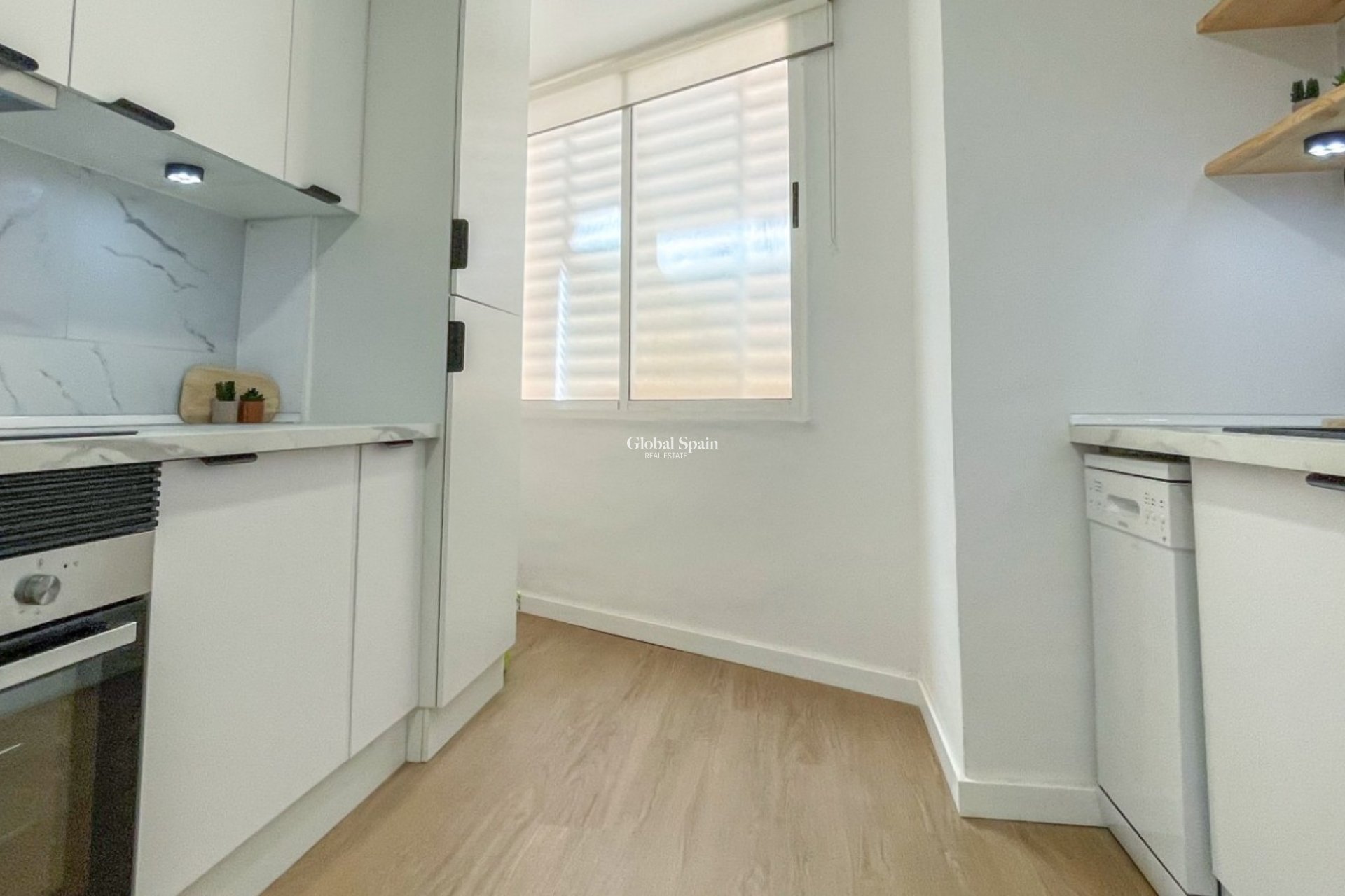 Venta - APARTAMENTO -
ORIHUELA COSTA - CABO ROIG