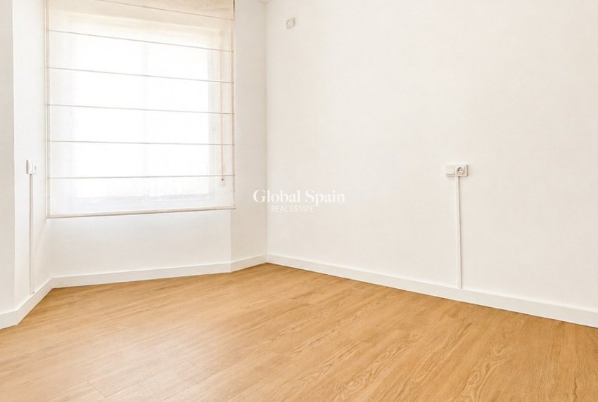 Venta - APARTAMENTO -
ORIHUELA COSTA - CABO ROIG
