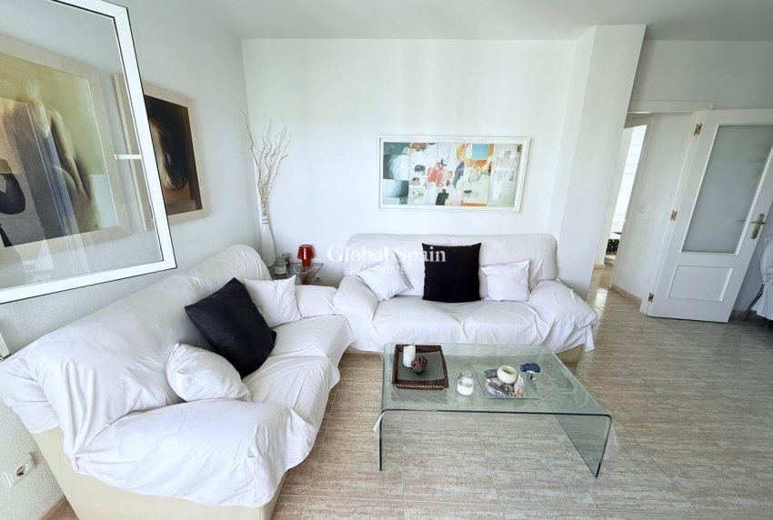 Venta - APARTAMENTO -
ORIHUELA COSTA - CAMPOAMOR