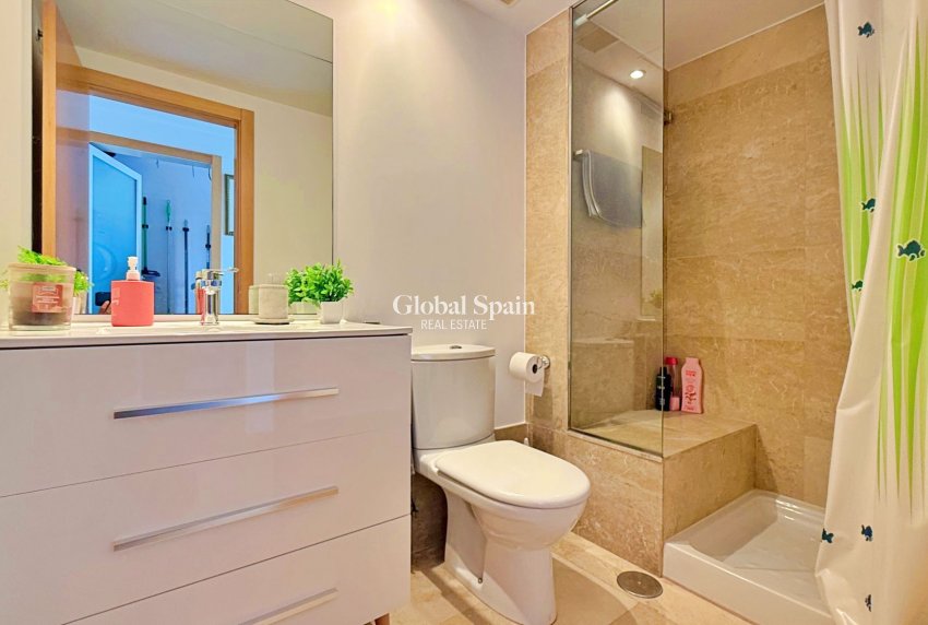 Venta - APARTAMENTO -
ORIHUELA COSTA - CAMPOAMOR