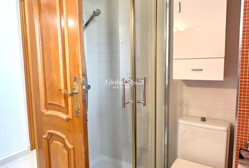 Venta - APARTAMENTO -
ORIHUELA COSTA - CAMPOAMOR