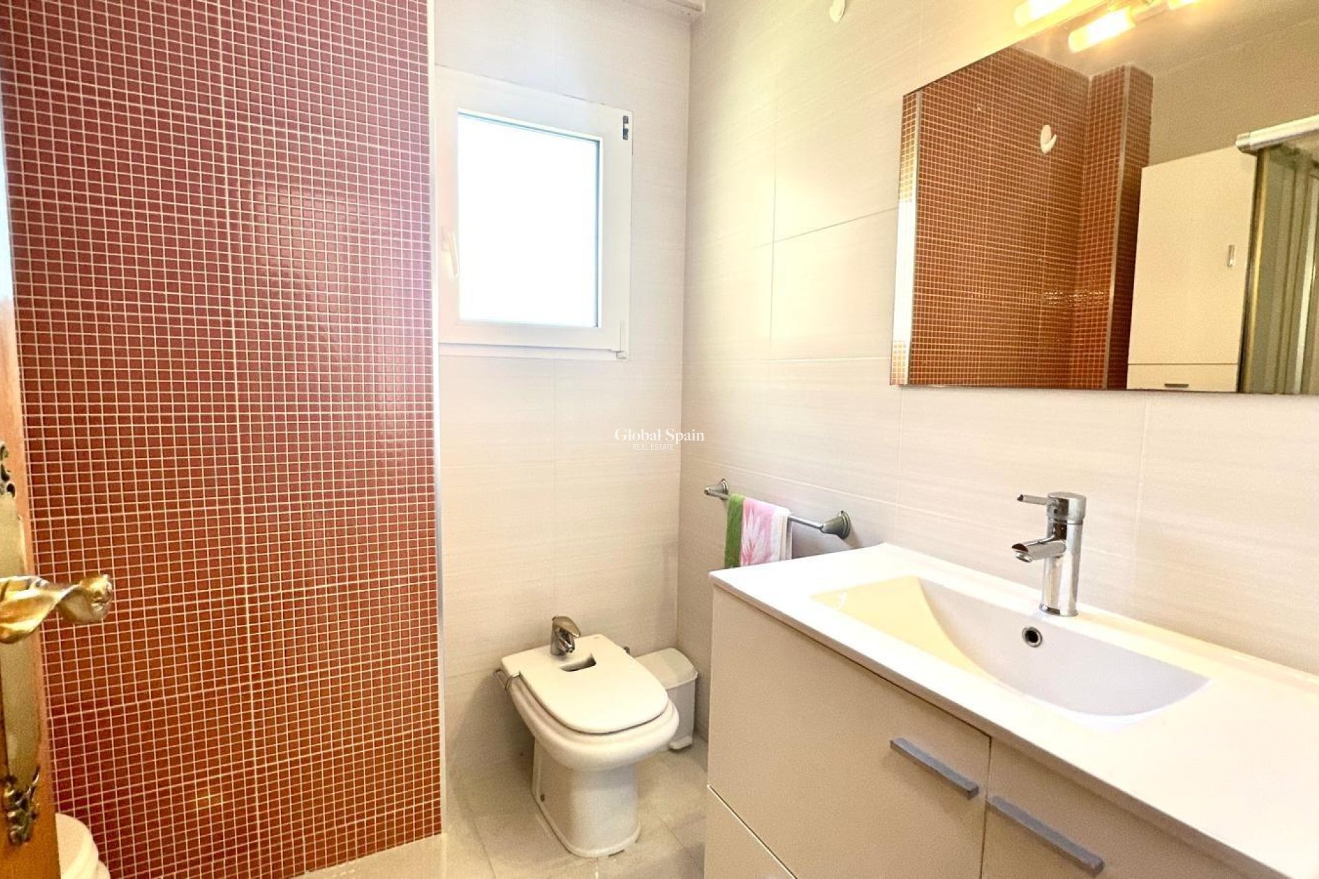 Venta - APARTAMENTO -
ORIHUELA COSTA - CAMPOAMOR