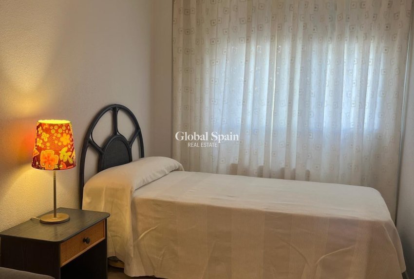 Venta - APARTAMENTO -
ORIHUELA COSTA - CAMPOAMOR