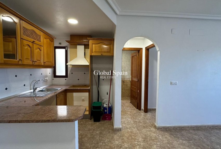 Venta - APARTAMENTO -
ORIHUELA COSTA - CAMPOAMOR