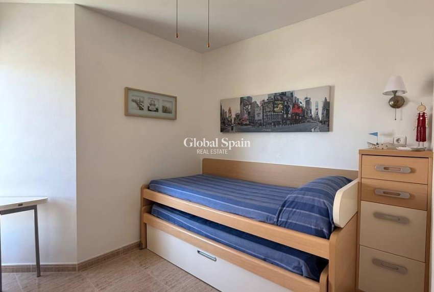 Venta - APARTAMENTO -
ORIHUELA COSTA - CAMPOAMOR