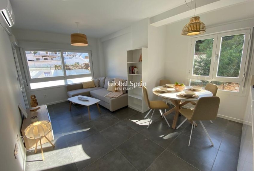 Venta - APARTAMENTO -
ORIHUELA COSTA - CAMPOAMOR