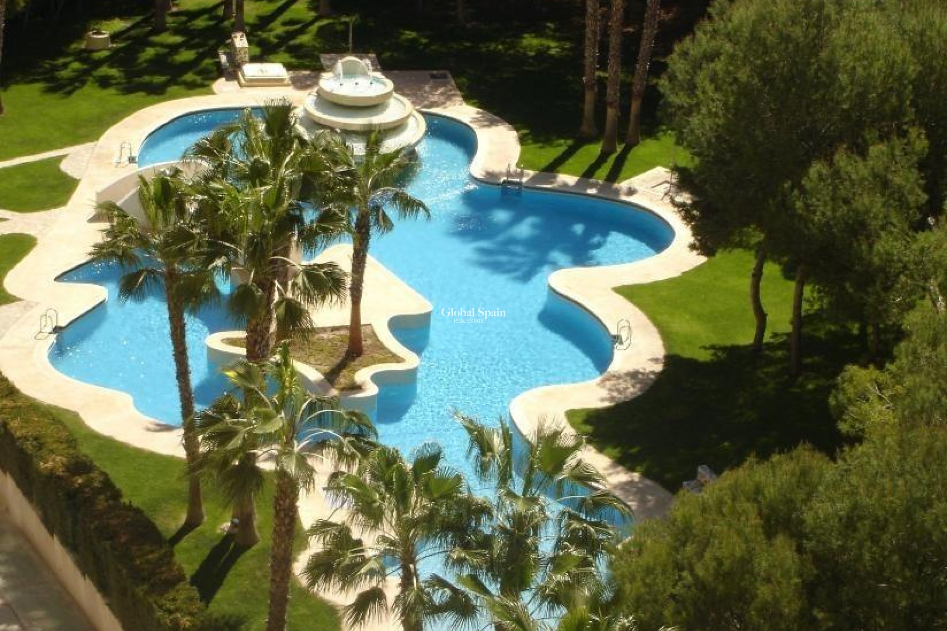 Venta - APARTAMENTO -
ORIHUELA COSTA - CAMPOAMOR