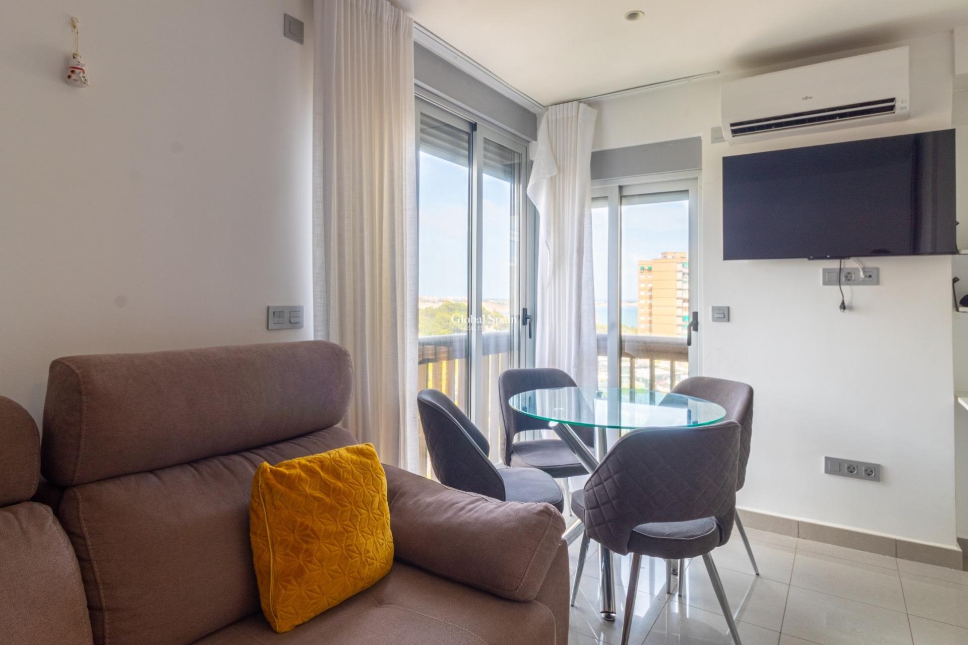Venta - APARTAMENTO -
ORIHUELA COSTA - CAMPOAMOR