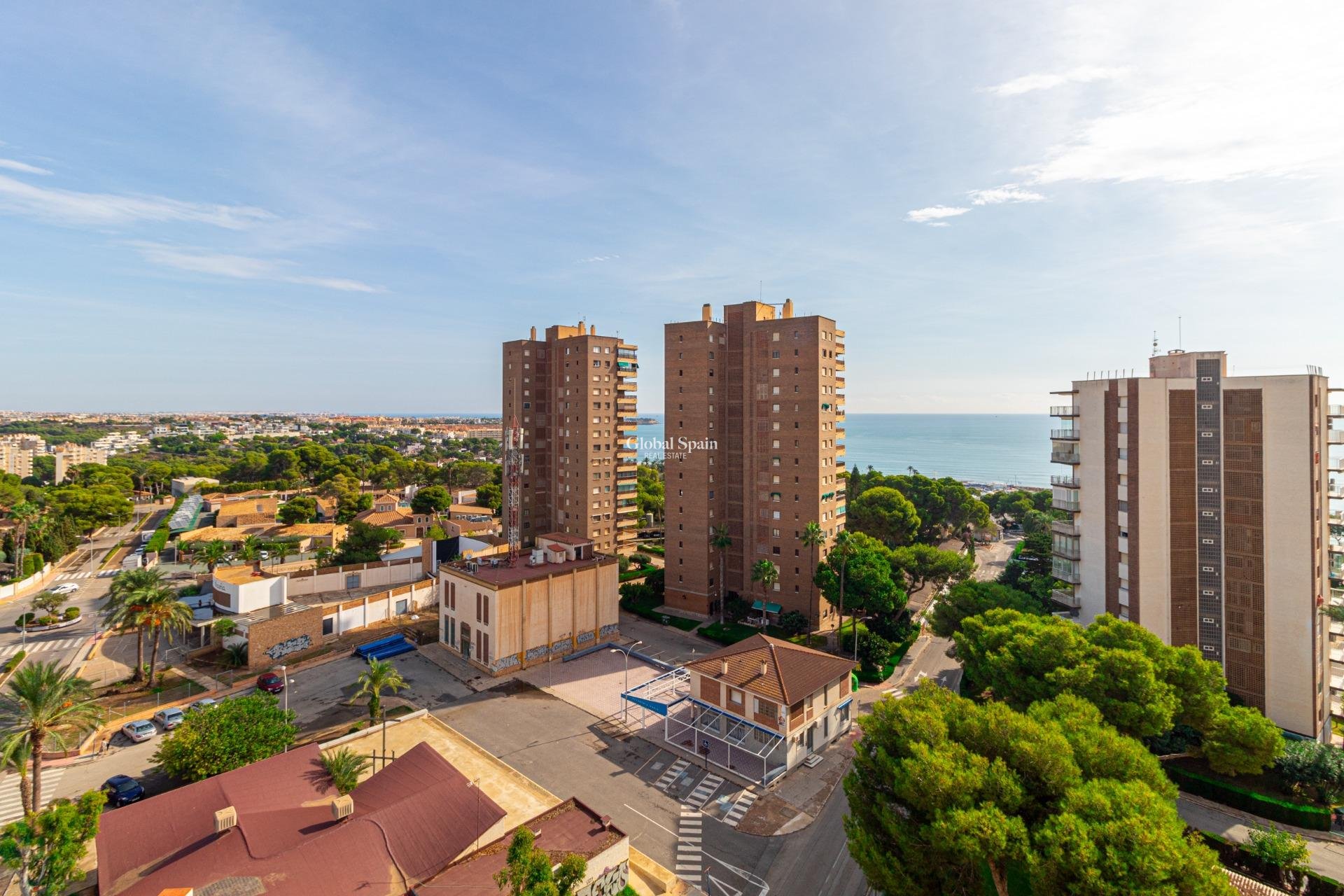 Venta - APARTAMENTO -
ORIHUELA COSTA - CAMPOAMOR