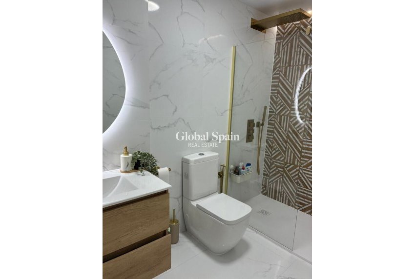 Venta - APARTAMENTO -
ORIHUELA COSTA - Costa Blanca