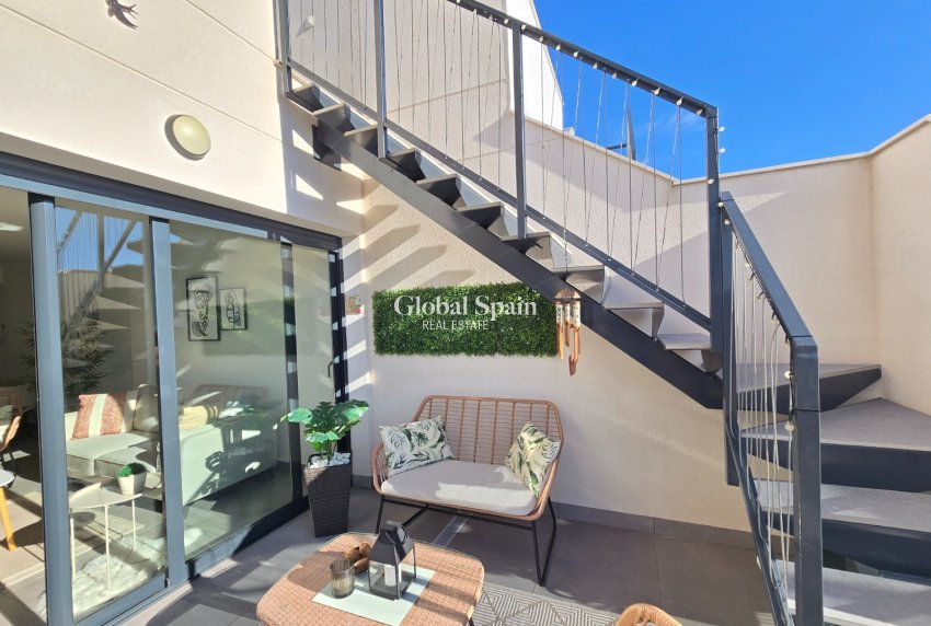 Venta - APARTAMENTO -
ORIHUELA COSTA - Costa Blanca