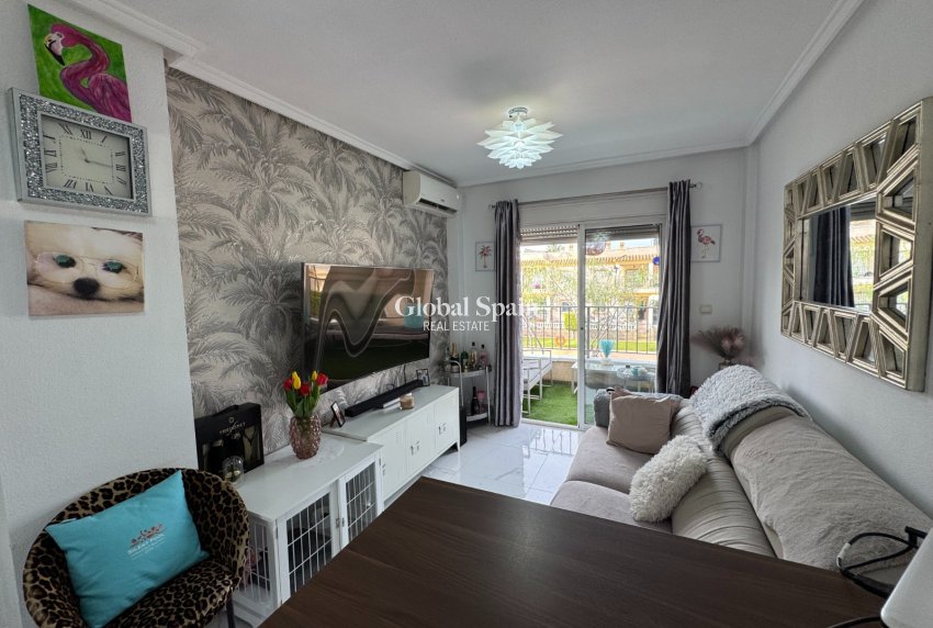 Venta - APARTAMENTO -
ORIHUELA COSTA - Costa Blanca