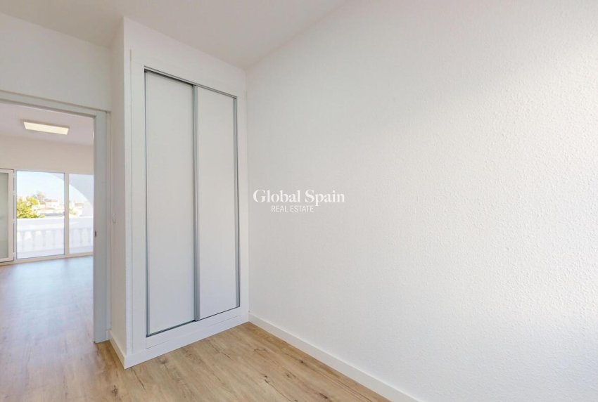 Venta - APARTAMENTO -
ORIHUELA COSTA - Costa Blanca