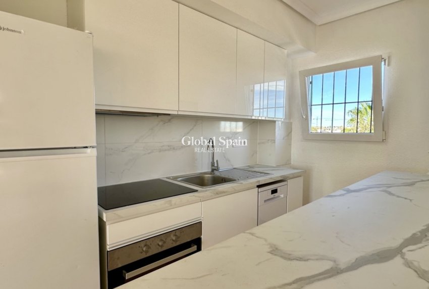 Venta - APARTAMENTO -
ORIHUELA COSTA - Costa Blanca