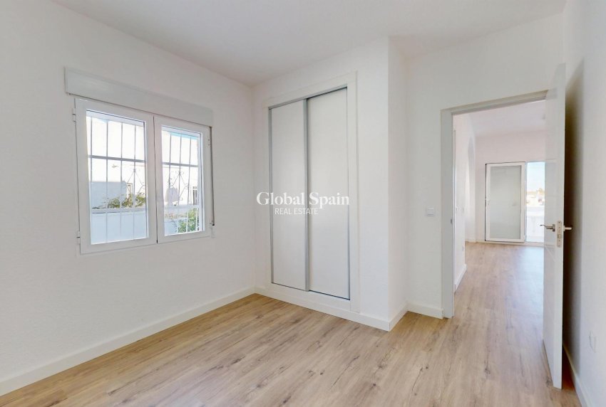 Venta - APARTAMENTO -
ORIHUELA COSTA - Costa Blanca