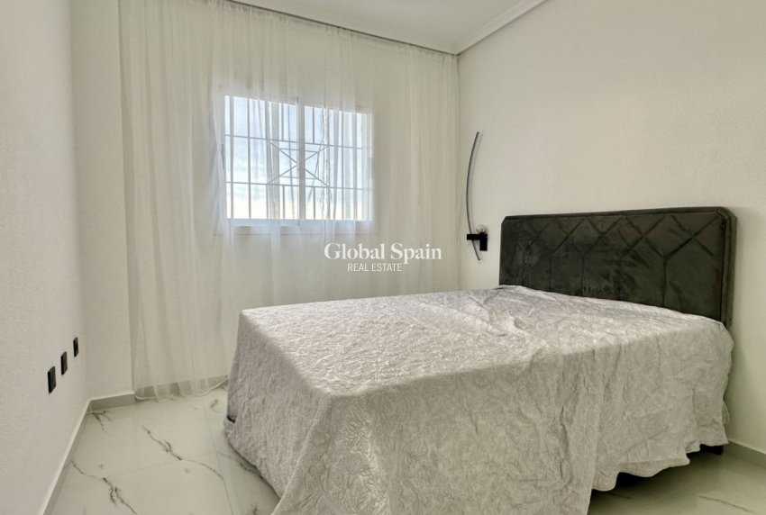 Venta - APARTAMENTO -
ORIHUELA COSTA - Costa Blanca