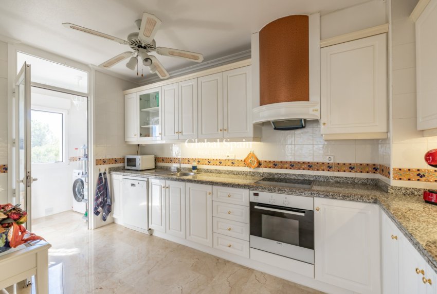 Venta - APARTAMENTO -
ORIHUELA COSTA - Costa Blanca