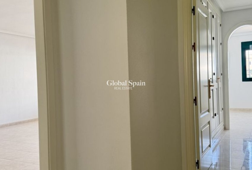 Venta - APARTAMENTO -
ORIHUELA COSTA - Costa Blanca