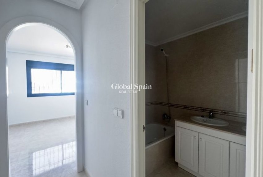 Venta - APARTAMENTO -
ORIHUELA COSTA - Costa Blanca