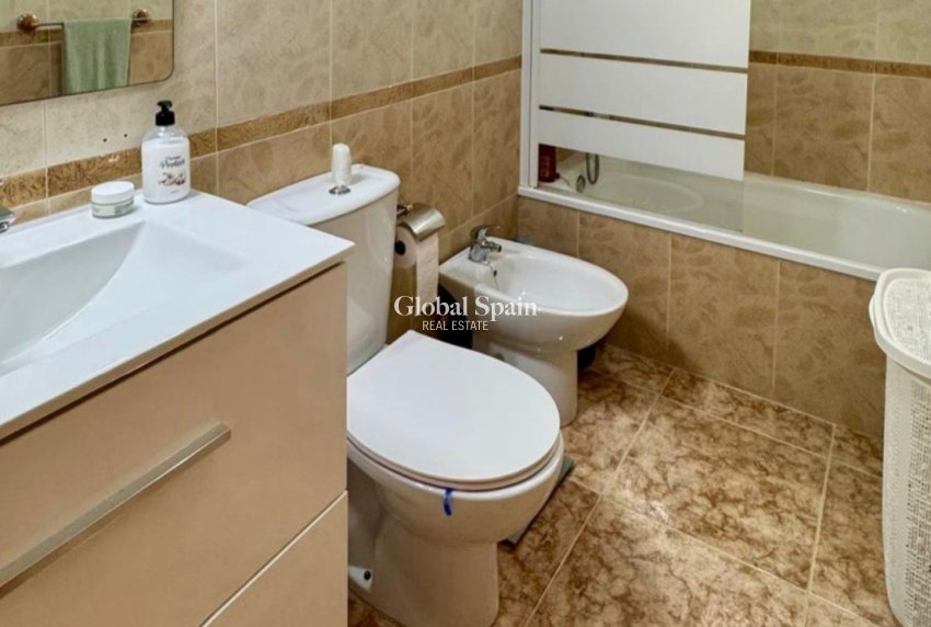 Venta - APARTAMENTO -
ORIHUELA COSTA - Costa Blanca