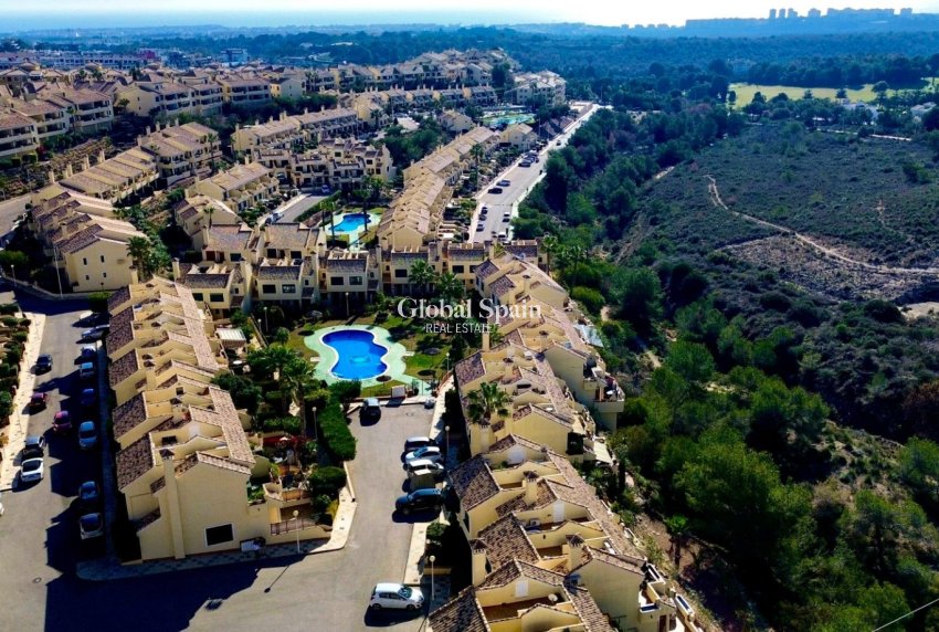 Venta - APARTAMENTO -
ORIHUELA COSTA - Costa Blanca