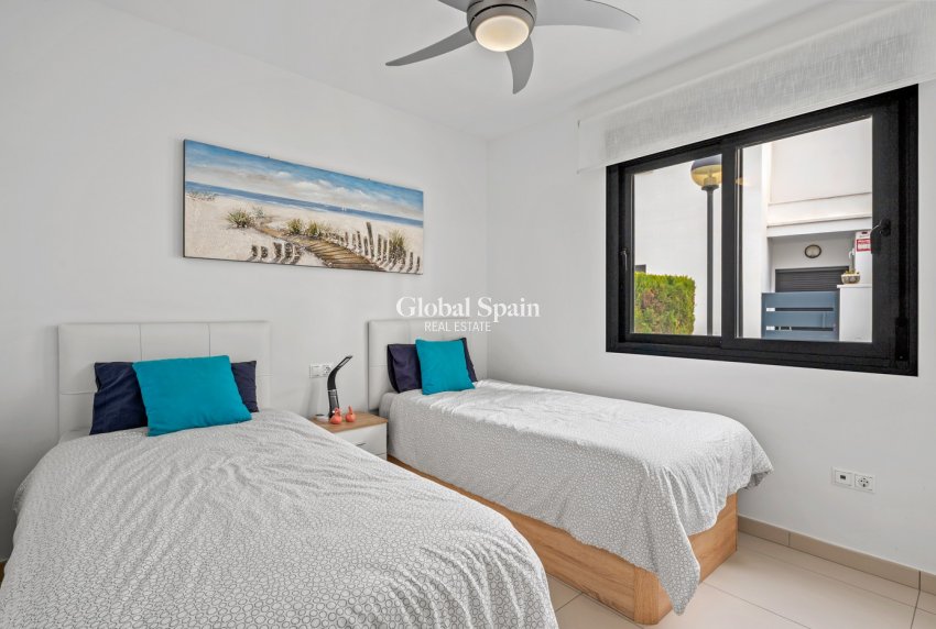 Venta - APARTAMENTO -
ORIHUELA COSTA - Costa Blanca