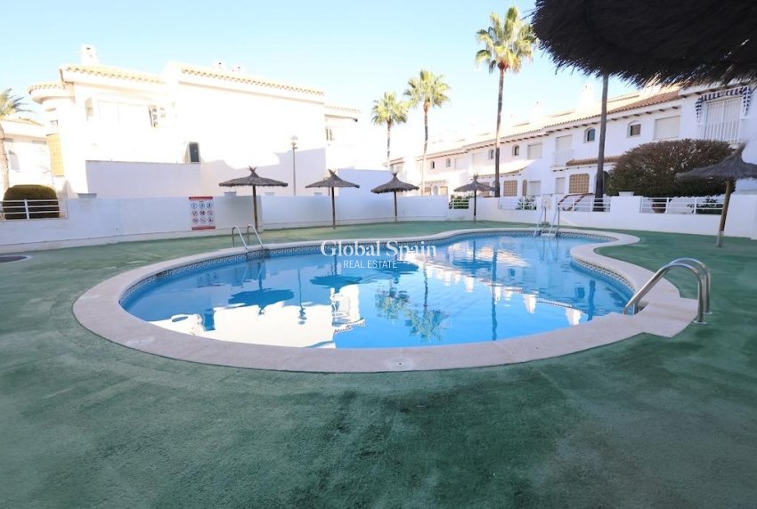 Venta - APARTAMENTO -
ORIHUELA COSTA - Costa Blanca