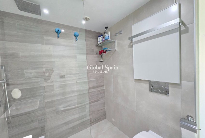 Venta - APARTAMENTO -
ORIHUELA COSTA - Costa Blanca