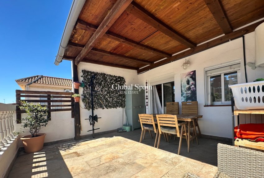 Venta - APARTAMENTO -
ORIHUELA COSTA - Costa Blanca