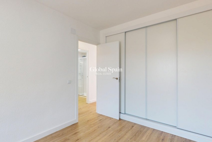 Venta - APARTAMENTO -
ORIHUELA COSTA - Costa Blanca